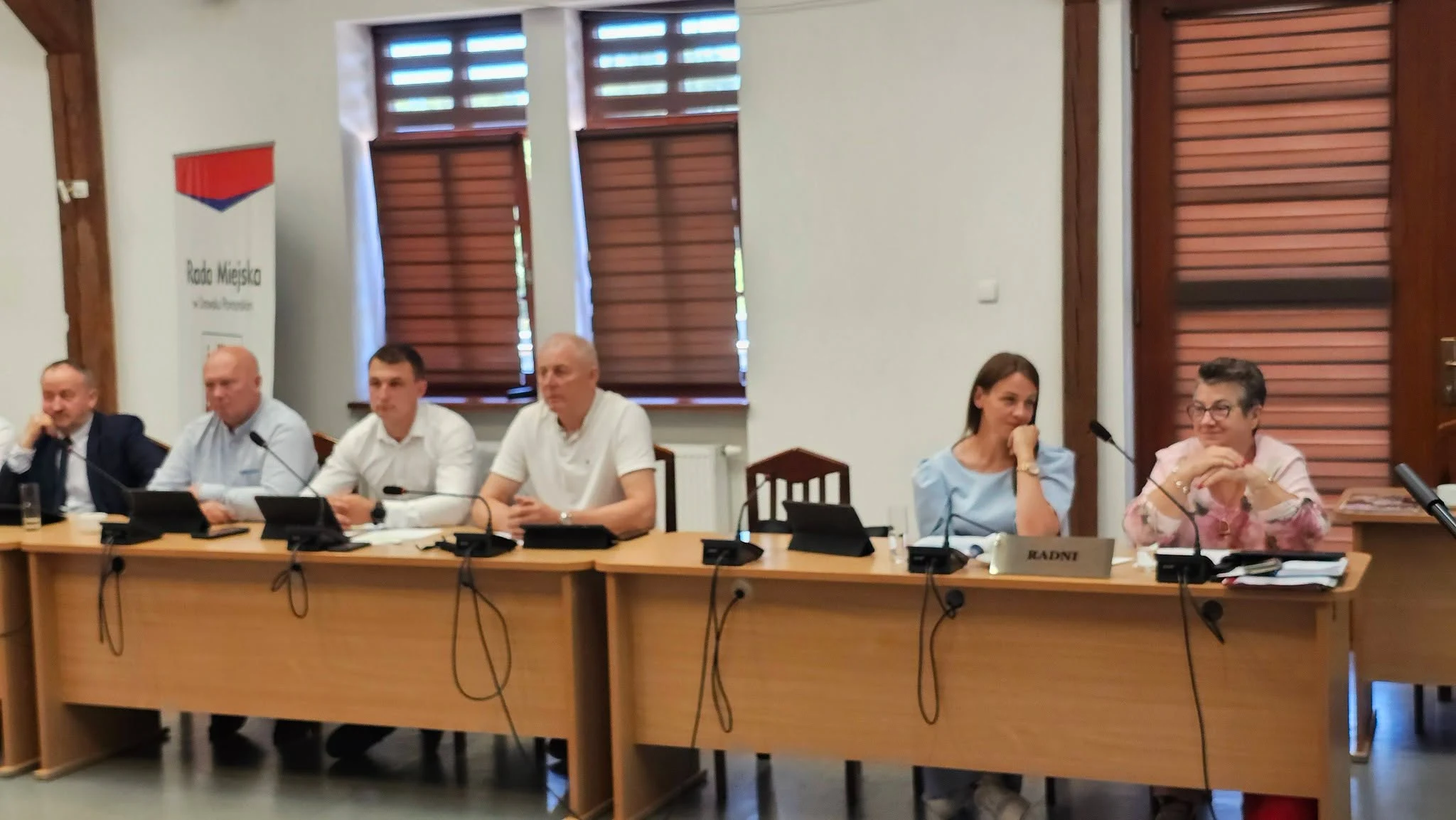 Burmistrz Drawska z votum zaufania i absolutorium za 2025 rok — zdjęcie 14