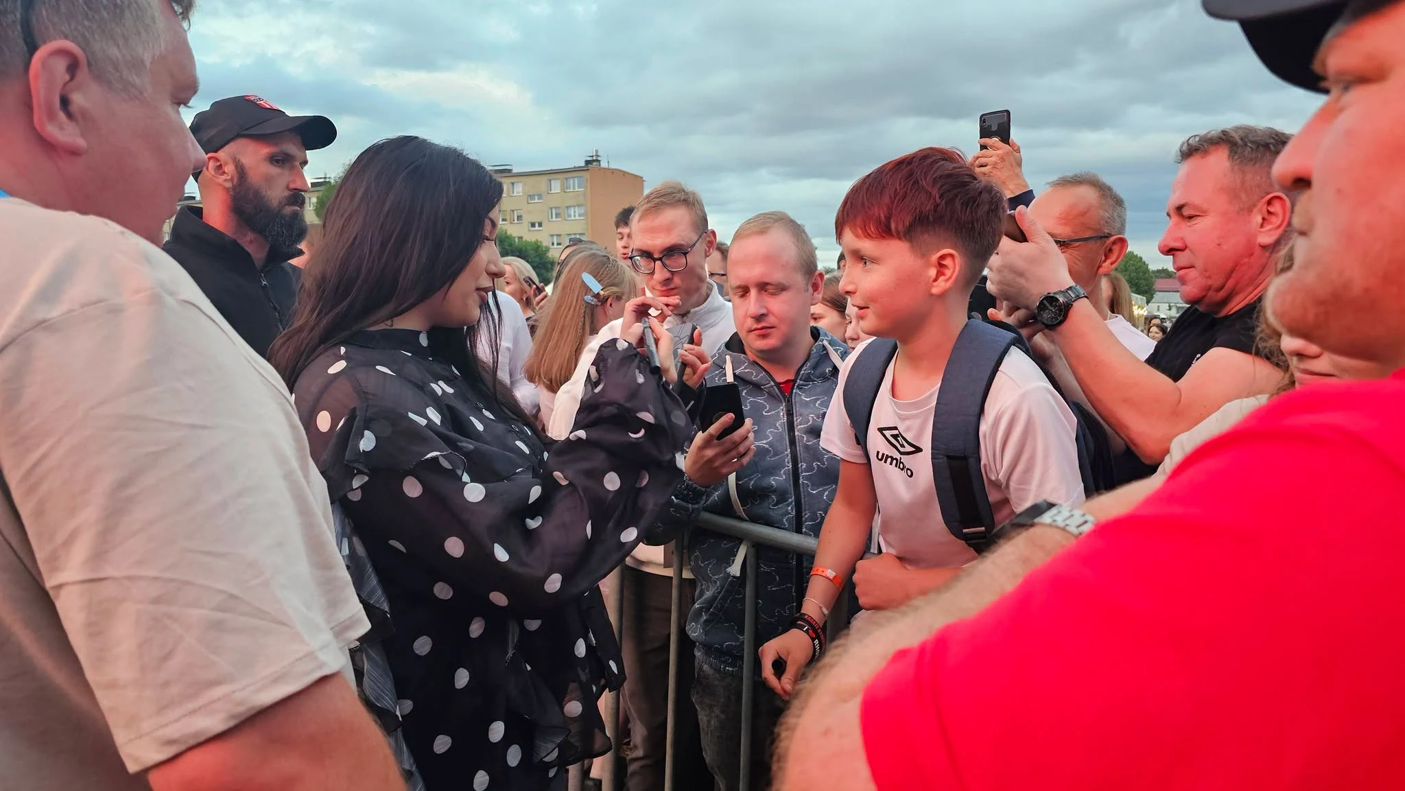 Viki Gabor spotkała się z fanami po koncercie — zdjęcie 18